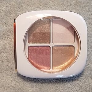 Eyeshadow by Drew Barrymore